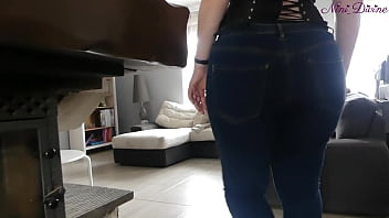 I Want To Help My Stuck Stepmom But I Prefer To Fuck Her Huge Round Ass!