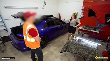 Roadside   Big Tits MILF Gets Fucked By Her Car Mechanic